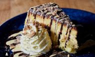 Boston Cream Pie from Legal Sea Foods. (Image via Instagram/@legalseafoods)